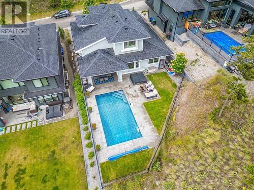 115 Echo Ridge Drive, Kelowna, BC - Outdoor With In Ground Pool