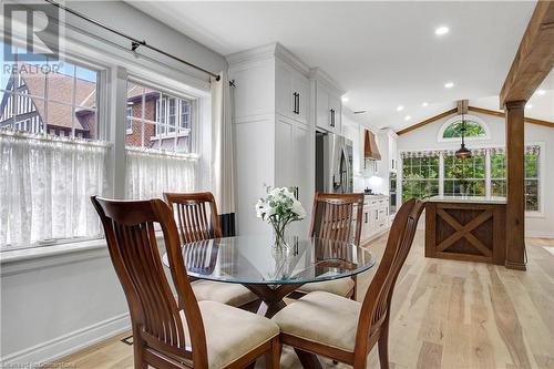 9 Lansdowne Road S, Cambridge, ON - Indoor Photo Showing Dining Room