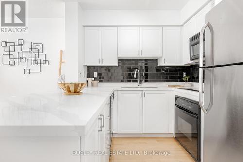 519 - 1000 King Street W, Toronto (Trinity-Bellwoods), ON - Indoor Photo Showing Kitchen