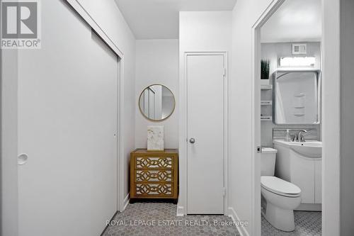 605 - 21 Dale Avenue, Toronto (Rosedale-Moore Park), ON - Indoor Photo Showing Bathroom