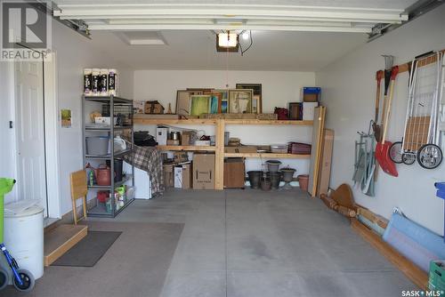 2 200 4Th Street W, Fort Qu'Appelle, SK - Indoor Photo Showing Garage