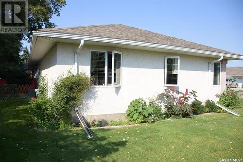 2 200 4Th Street W, Fort Qu'Appelle, SK - Outdoor