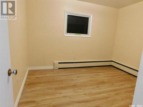 230 3Rd Avenue W, Gravelbourg, SK - Indoor Photo Showing Other Room