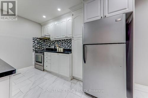 1 Tinbury Place, Toronto (Malvern), ON - Indoor Photo Showing Kitchen