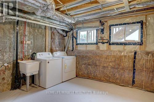 2601 Secreto Drive, Oshawa (Windfields), ON - Indoor Photo Showing Laundry Room