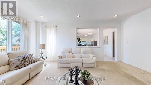 295 Calvert Road, Markham, ON - Indoor Photo Showing Living Room