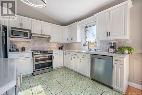 102 Dora Drive, Fredericton, NB - Indoor Photo Showing Kitchen