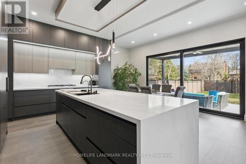 37 Wanita Road, Mississauga, ON - Indoor Photo Showing Kitchen