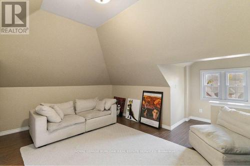 295 Plains Road W, Burlington, ON - Indoor Photo Showing Living Room