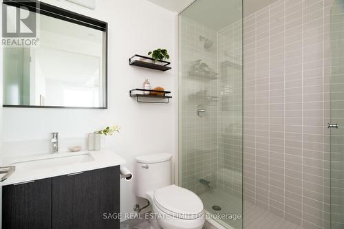 1403 - 4655 Metcalfe Avenue, Mississauga, ON - Indoor Photo Showing Bathroom