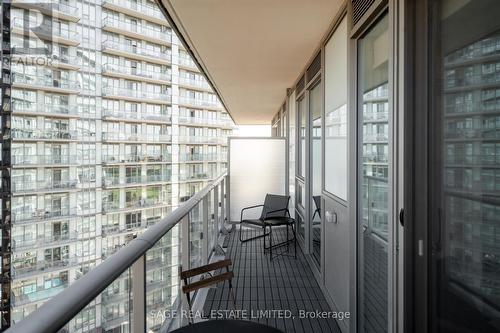 1403 - 4655 Metcalfe Avenue, Mississauga (Central Erin Mills), ON - Outdoor With Balcony With Exterior