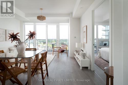 1403 - 4655 Metcalfe Avenue, Mississauga, ON - Indoor Photo Showing Dining Room