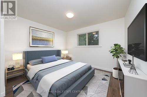 5 Dunn Place, Brampton (Southgate), ON - Indoor Photo Showing Bedroom