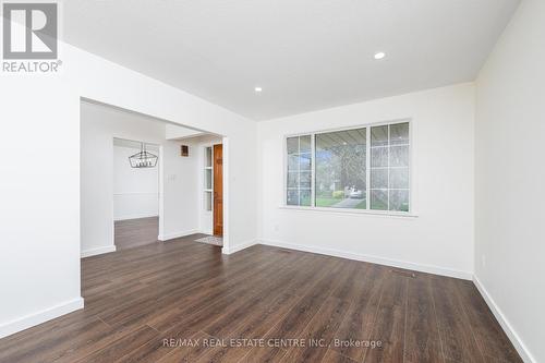 5 Dunn Place, Brampton (Southgate), ON - Indoor Photo Showing Other Room