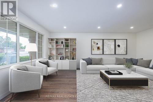 5 Dunn Place, Brampton (Southgate), ON - Indoor Photo Showing Living Room