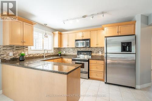 504 Geranium Lane, Burlington (Bayview), ON - Indoor Photo Showing Kitchen