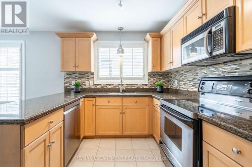 504 Geranium Lane, Burlington (Bayview), ON - Indoor Photo Showing Kitchen