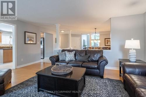 504 Geranium Lane, Burlington (Bayview), ON - Indoor Photo Showing Living Room