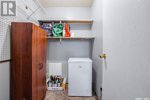 1420 425 115Th Street E, Saskatoon, SK - Indoor Photo Showing Laundry Room