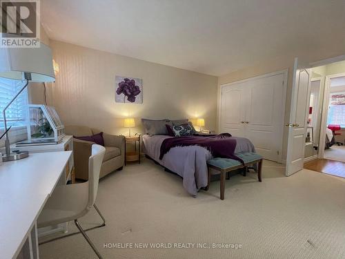 29 - 10 Isherwood Avenue, Cambridge, ON - Indoor Photo Showing Bedroom