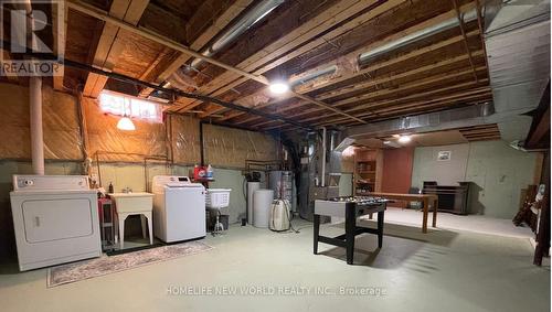 29 - 10 Isherwood Avenue, Cambridge, ON - Indoor Photo Showing Laundry Room