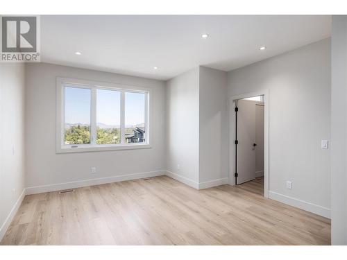 896 Dehart Road, Kelowna, BC - Indoor Photo Showing Other Room