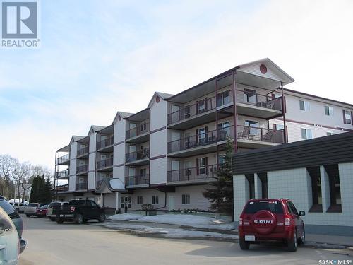 402 220 1St Street E, Nipawin, SK - Outdoor With Balcony With Facade