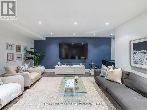 33 Blythwood Road, Toronto (Mount Pleasant East), ON - Indoor Photo Showing Living Room