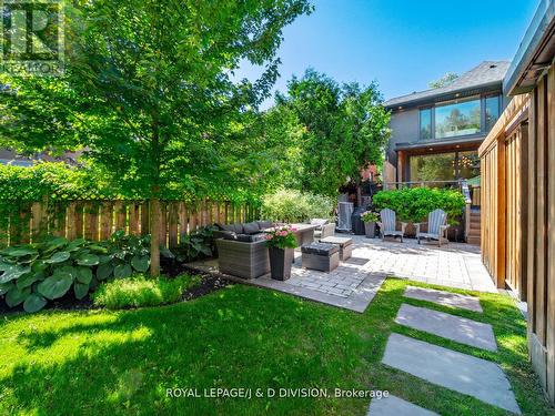 33 Blythwood Road, Toronto (Mount Pleasant East), ON - Outdoor With Backyard