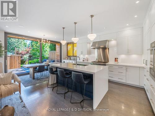 33 Blythwood Road, Toronto (Mount Pleasant East), ON - Indoor Photo Showing Kitchen With Upgraded Kitchen