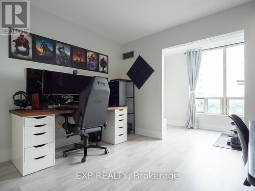 1601 - 3 Hickory Tree Road, Toronto (Weston), ON - Indoor Photo Showing Office