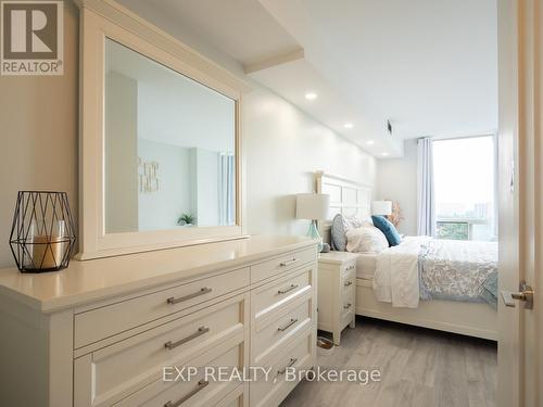 1601 - 3 Hickory Tree Road, Toronto (Weston), ON - Indoor Photo Showing Bedroom