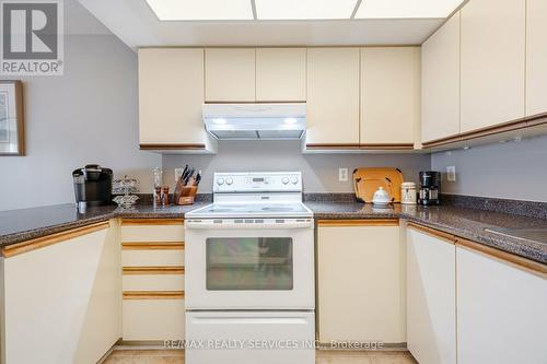 805 - 310 Mill Street S, Brampton (Brampton South), ON - Indoor Photo Showing Kitchen