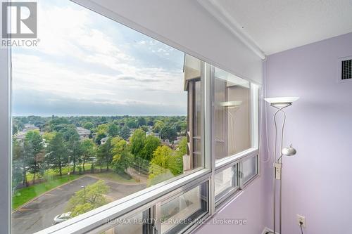 805 - 310 Mill Street S, Brampton (Brampton South), ON -  With View With Exterior