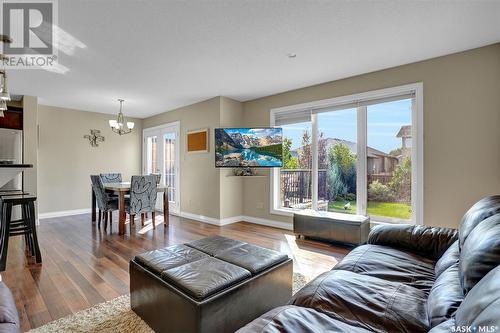 4270 Nicurity Drive, Regina, SK - Indoor Photo Showing Living Room