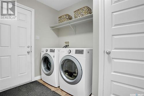 4270 Nicurity Drive, Regina, SK - Indoor Photo Showing Laundry Room