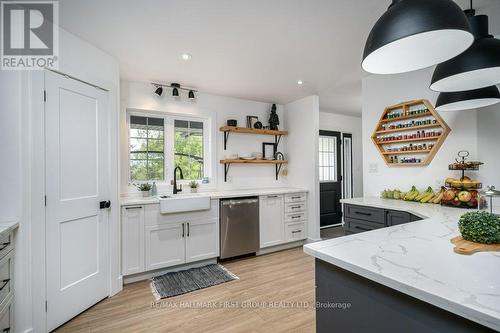 859 Gunter Settlement Road, Quinte West, ON - Indoor Photo Showing Kitchen