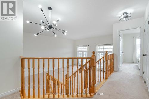 8455 Elderberry Drive, Niagara Falls, ON - Indoor Photo Showing Other Room