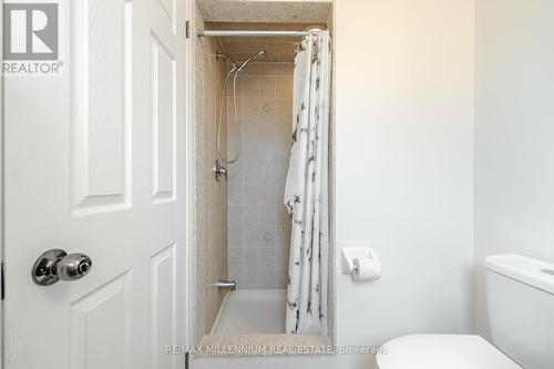 8455 Elderberry Drive, Niagara Falls, ON - Indoor Photo Showing Bathroom