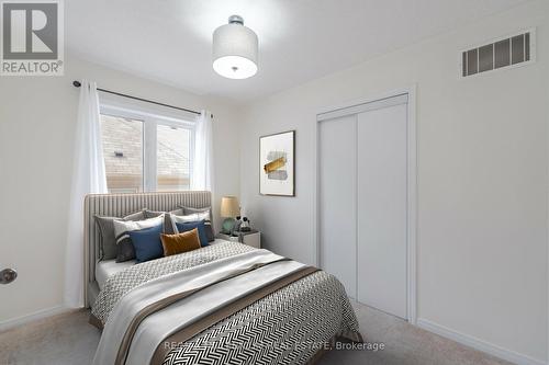 8455 Elderberry Drive, Niagara Falls, ON - Indoor Photo Showing Bedroom