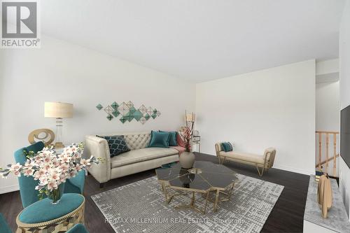 8455 Elderberry Drive, Niagara Falls, ON - Indoor Photo Showing Living Room