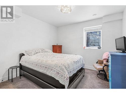 2789 Canyon Crest Drive, West Kelowna, BC - Indoor Photo Showing Bedroom