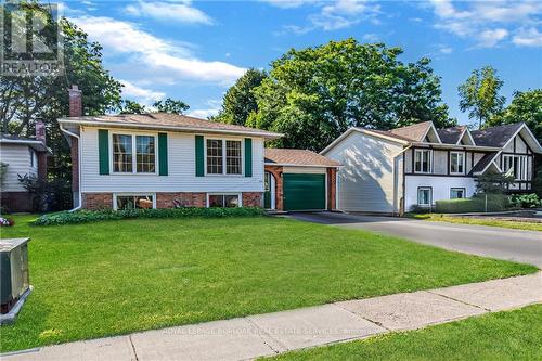 294 Parkside Drive, Hamilton (Waterdown), ON - Outdoor With Facade