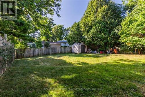 294 Parkside Drive, Hamilton (Waterdown), ON - Outdoor With Backyard