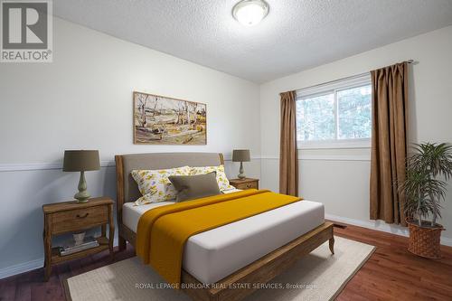 294 Parkside Drive, Hamilton, ON - Indoor Photo Showing Kitchen With Double Sink