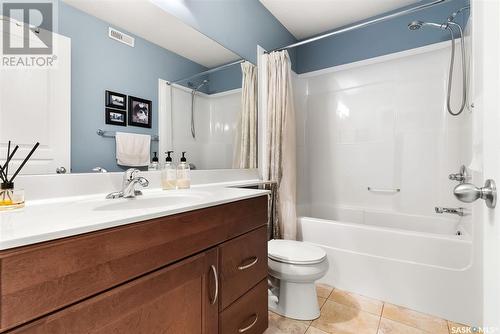 2632 Wallace Street, Regina, SK - Indoor Photo Showing Bathroom