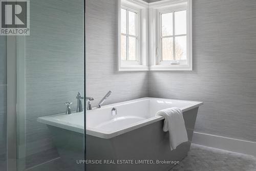 15886 Niagara River Parkway, Niagara-On-The-Lake, ON - Indoor Photo Showing Bathroom