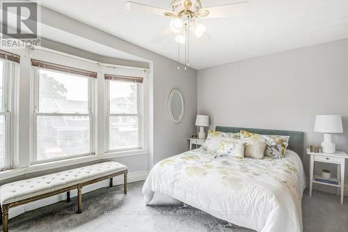 113 Kensington Avenue N, Hamilton (Crown Point), ON - Indoor Photo Showing Bedroom