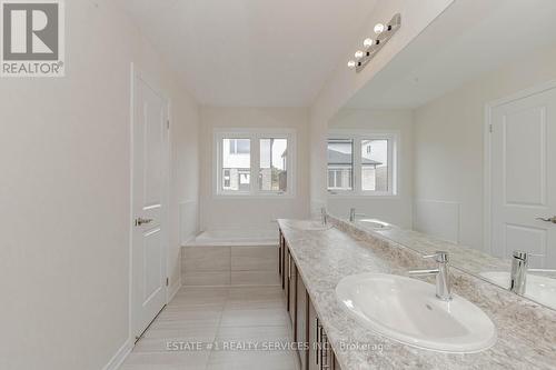 10 Blaney Street, Brant (Paris), ON - Indoor Photo Showing Bathroom