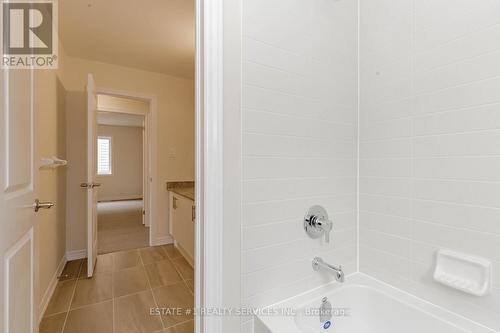 10 Blaney Street, Brant, ON - Indoor Photo Showing Bathroom